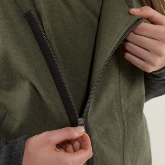 Lululemon Mula Bundle Wrap - Heathered Fatigue Green Gray Size 6 - Picture 4 of 12